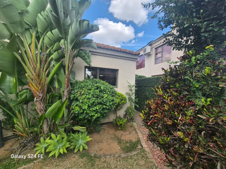 3 Bedroom Property for Sale in Safari Gardens North West